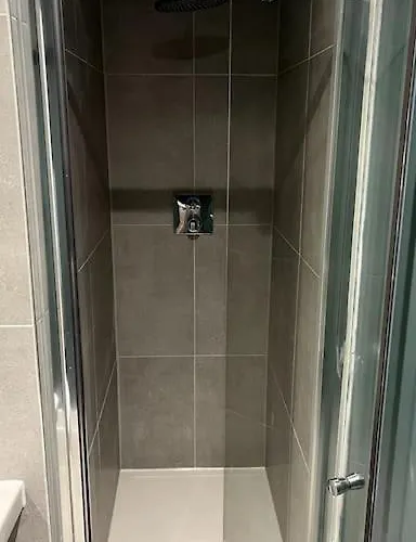 Apartment 2 Bedroom In Salford