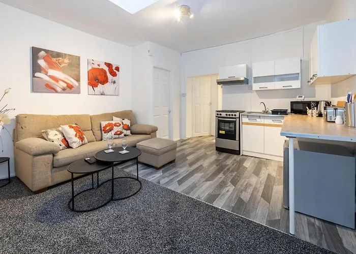 Flat In Greater Manchester