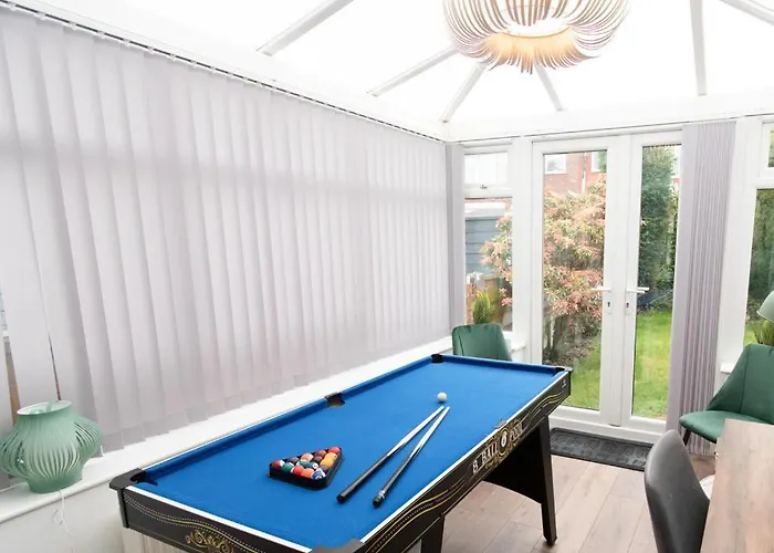 Ideal In Audenshaw Mánchester