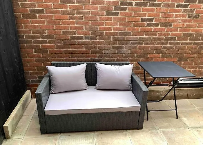 Appartement Lux Private Entrance 1 Bed Lux Private Entrance 1 Bed Studio - Free Parking - Ideal For Coop Live, Mcr City Centre, Salford Royal Hospital & Buile Hill Mansion Wedding Venue