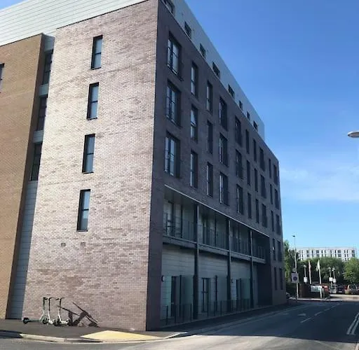 3 Bedroom Free Parking Μάντσεστερ