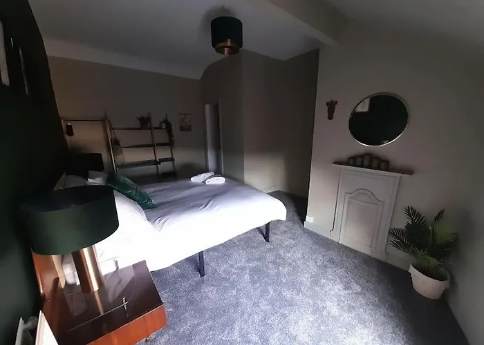 Casa vacanze Chic 5 Double Bedroom House - 15 Min To Manchester