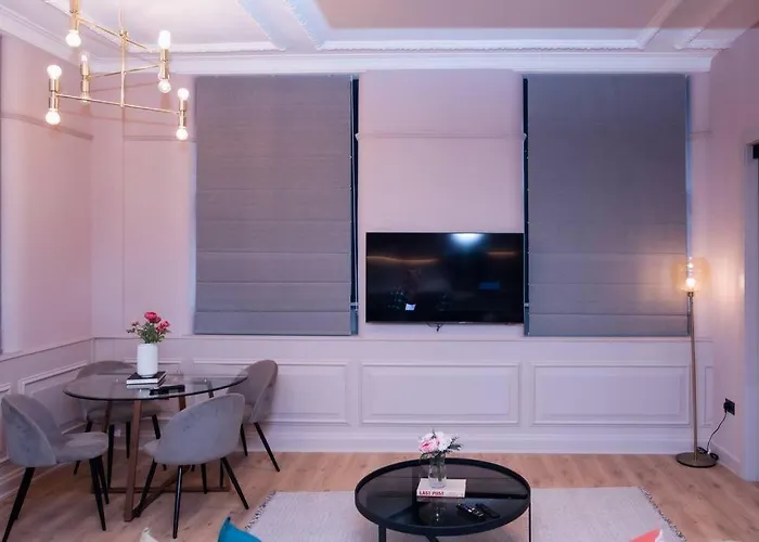 Luxurious Stunning 2bedroom *