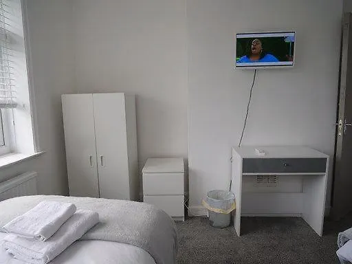 Elsham Gardens - Shared Facilities *