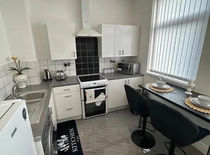 2 Bedroom Flat Close To City, Stadium And Coop Arena * 맨체스터