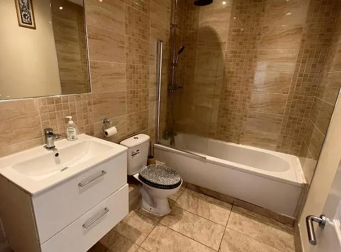 Two Bedroom With Kitchen Facility