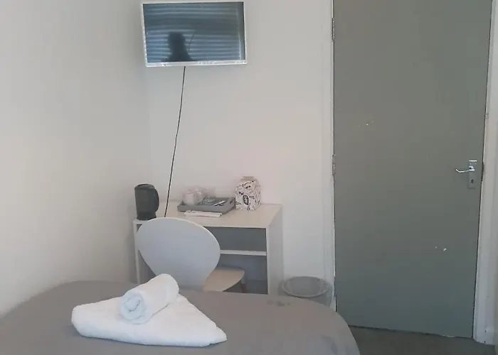 Pensión Elsham Gardens - Shared Facilities *