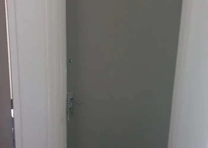 Elsham Gardens - Shared Facilities *