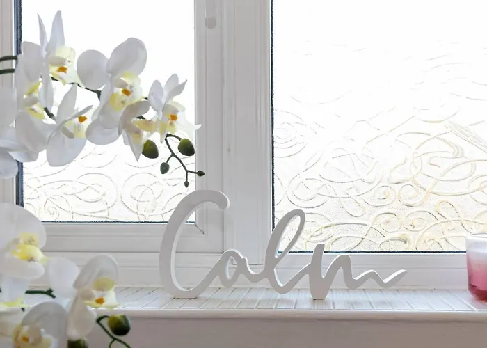 Beautifully Designed 3 Bed House - In * Manchester