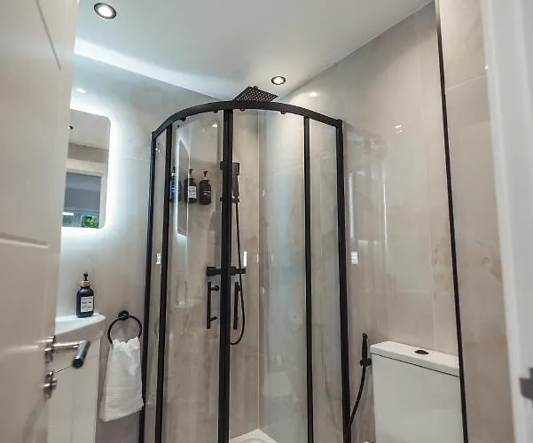 Exquisite 6 Bedroom Luxury * Mánchester