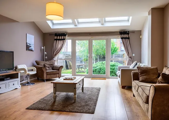 Holiday home Serviced Northernnightzzz - The Gardens *