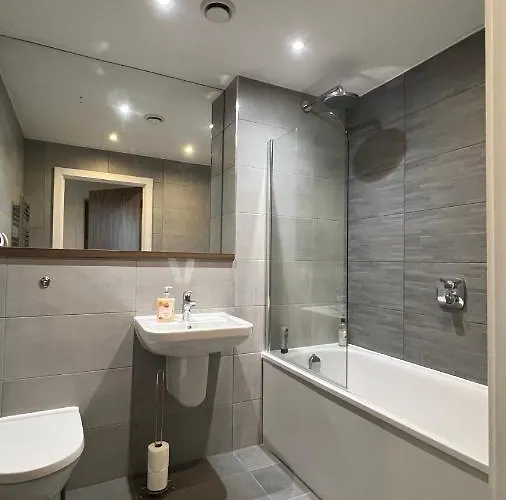 Stunning Centre Apartment! Ideal For Small Groups Apartment Manchester