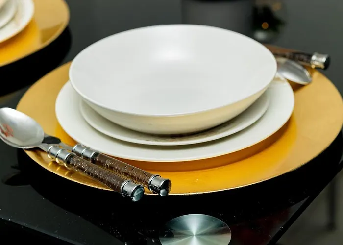 Dynasty - Alison Kelly Close Manchester