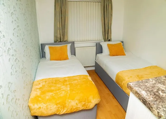 Charming 2-bedroom In شقة *