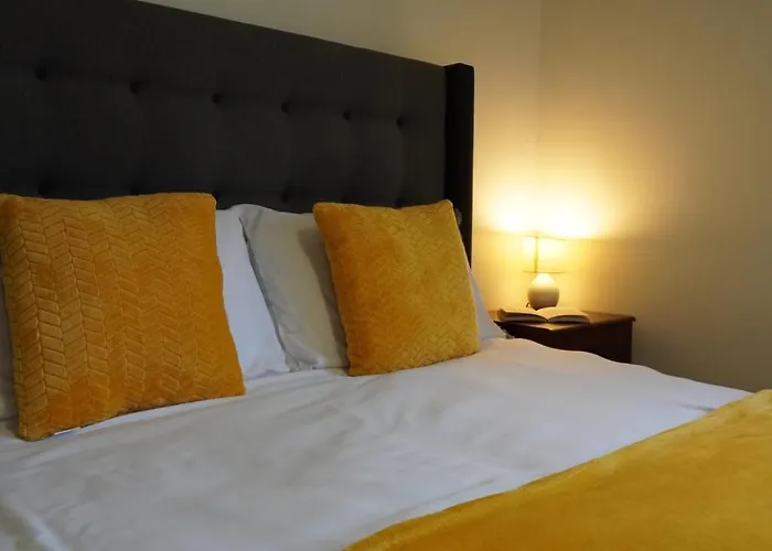 Cromwell House 펜션