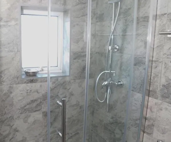 Cheadle House Holidays 맨체스터