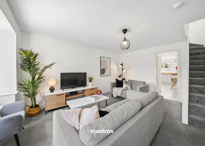 Greaves House By Truestays - 3 Bedroom House In Failsworth, Μάντσεστερ