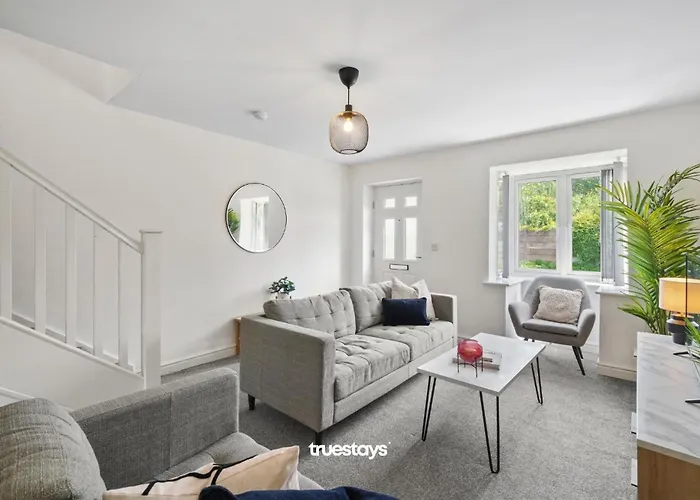 Greaves House By Truestays - 3 Bedroom House In Failsworth, Σπίτι διακοπών