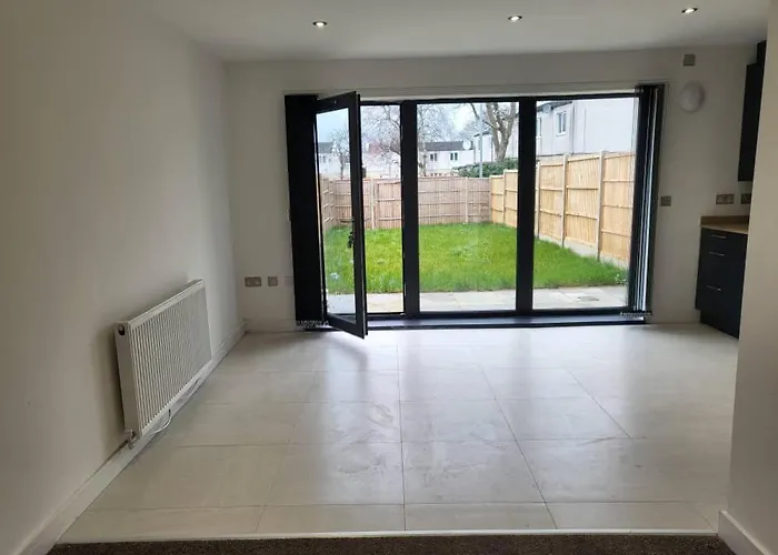 44 Beyers Close Feriehus *