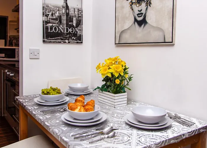 Apartment Luxury 3 King Bed Quayside *