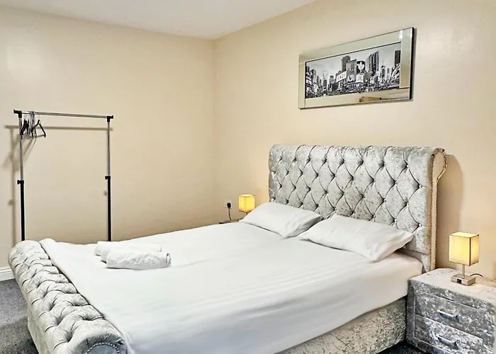 Full In Heywood Street Near Cheetham Hill *