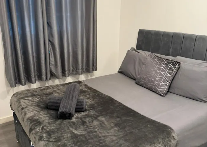 Modern Smart 2 Bedroom Apartmán