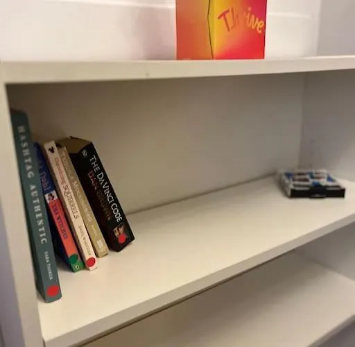 Salford 2-bed - Near Uni & Mcr Centre *