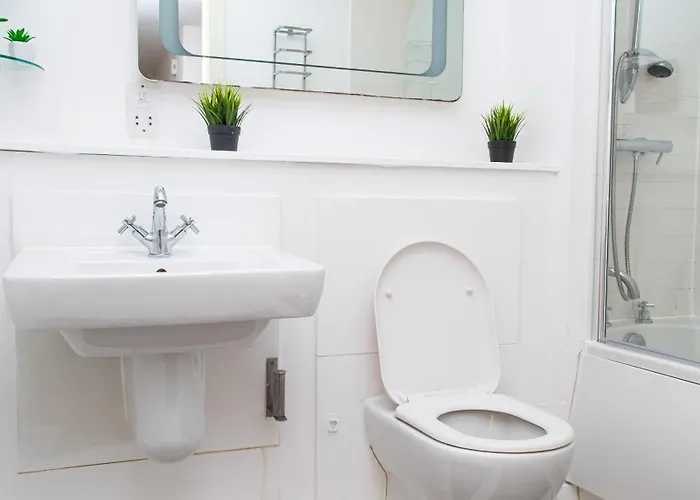 Luxury 3 King Bed Quayside