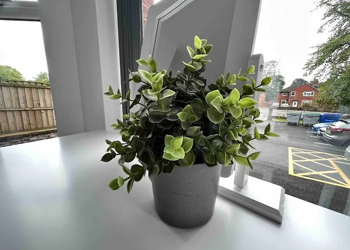 Apartament Free Parking - Cosy 2-br Flat Near Salford Royal Manchester