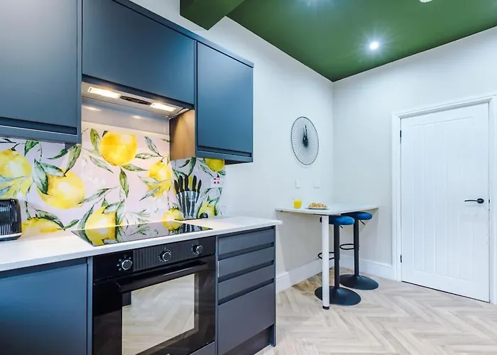 Salford Sanctuary 5 Bed House