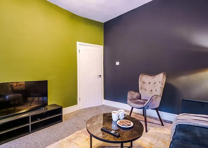 Salford Sanctuary 5 Bed House Сasa de vacaciones