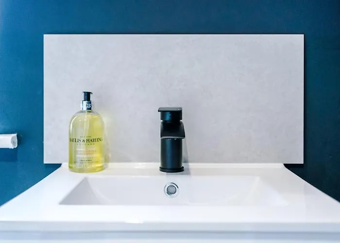 Salford Sanctuary 5 Bed House * Mánchester