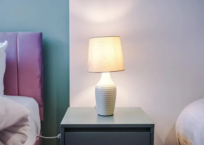 5 Bed Salford Sanctuary Retreat 펜션 *