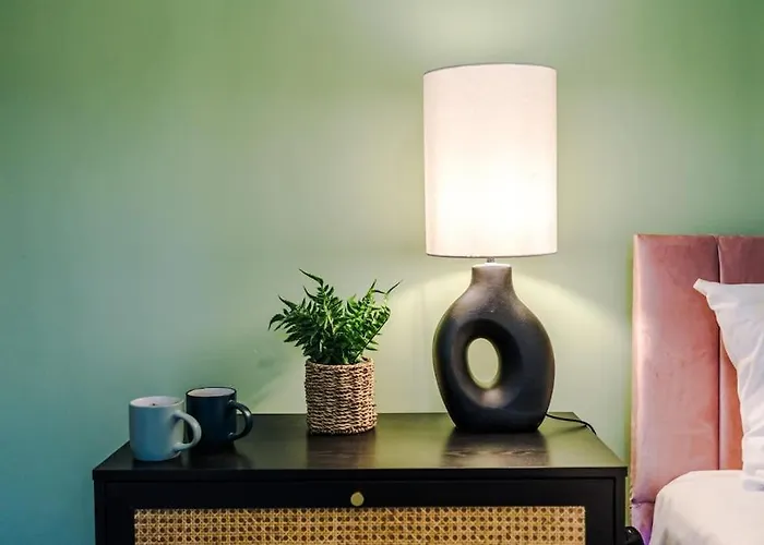 5 Bed Salford Sanctuary Retreat * 맨체스터