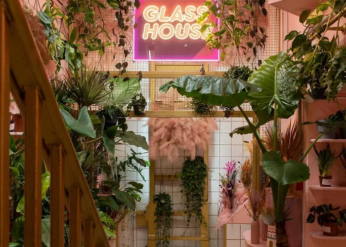 Whitworth Locke Μάντσεστερ