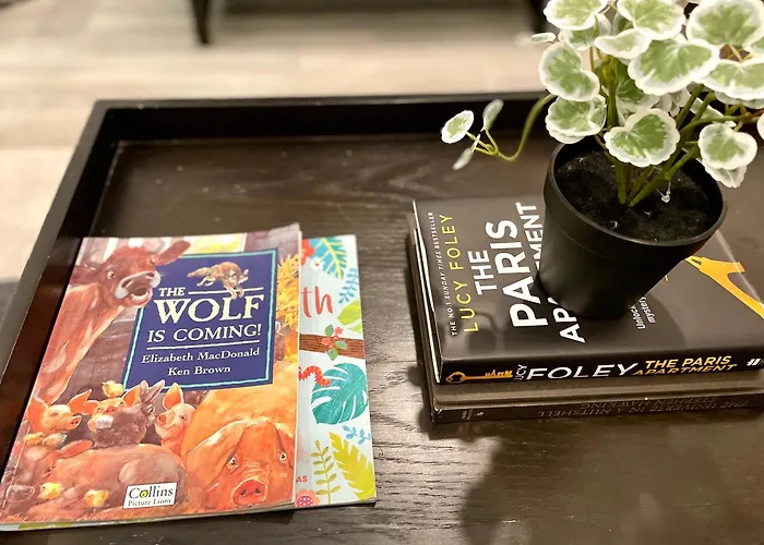 Mcr 1br Getaway With Rooftop Access & Prime Location Appartement *