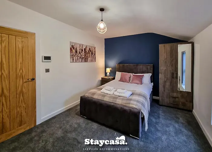 Delightful Spacious Haven With Large Driveway