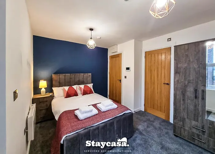 Delightful Spacious Haven With Large Driveway