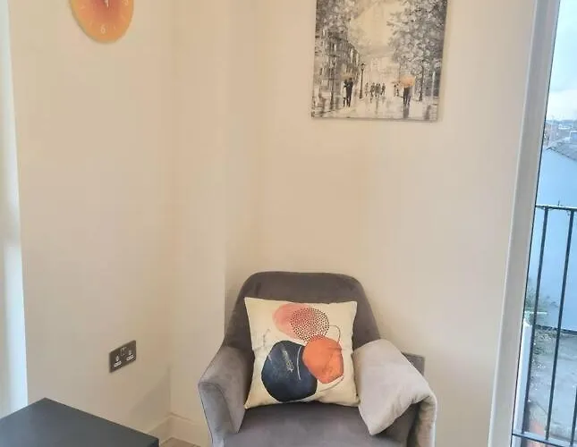 Mcr 1br Getaway With Rooftop Access & Prime Location Appartement