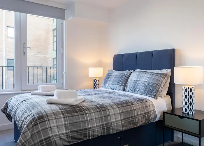 Apartamento 5mins Jd Gym Supermarket Retail M60 Centre Salford Queys Media *