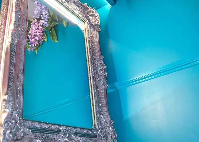 Manchester's Only Private Party For 12 With Makeup アパートホテル マンチェスター