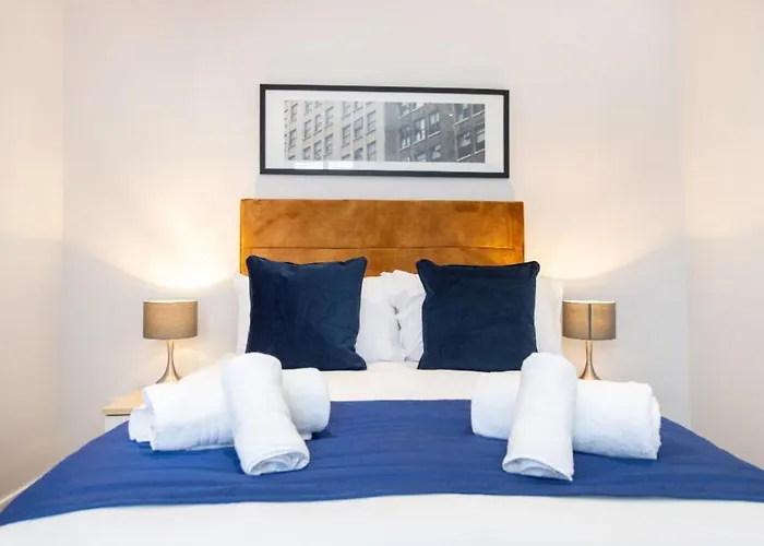 Lejlighed Hassle-free & Handsome Brand-new 3-bed Manchester