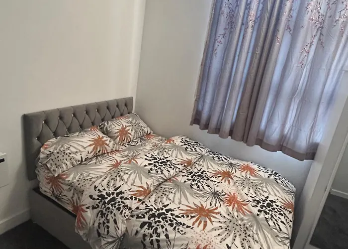 Lovely 1 Bed In Salford