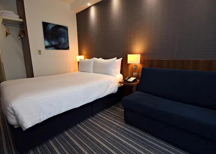 Express Centre Arena By Ihg Hotel