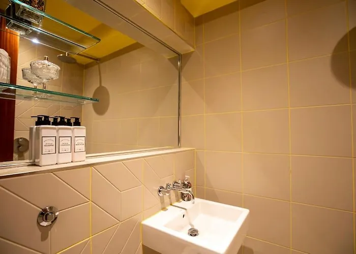 Hammock Heights! Hot Tub,private Garage,citycentre * Manchester