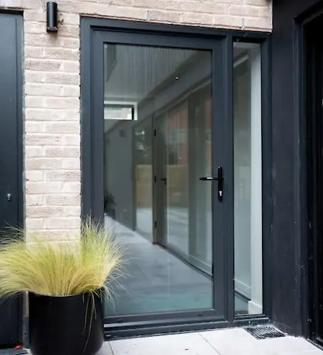 Chorlton Stylish & Roof Terrace