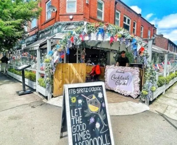 아파트 Chorlton Stylish & Roof Terrace *