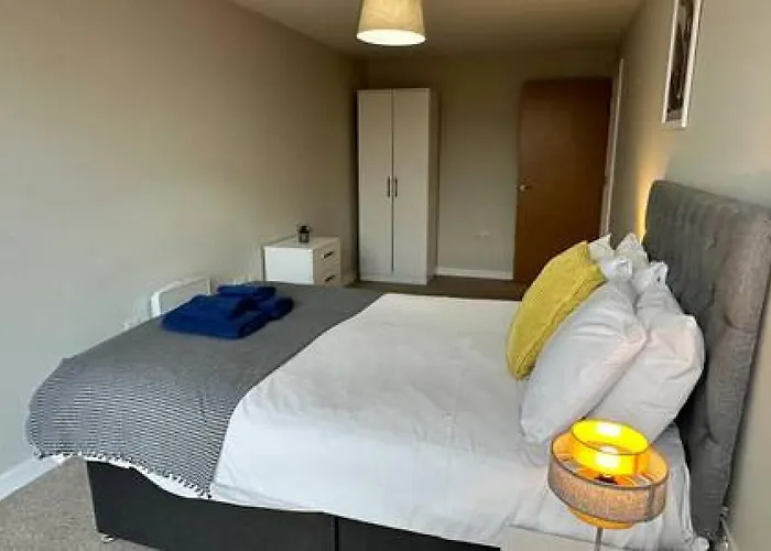 Lovely 1 Bed Sleeps 2 Apartman Manchester