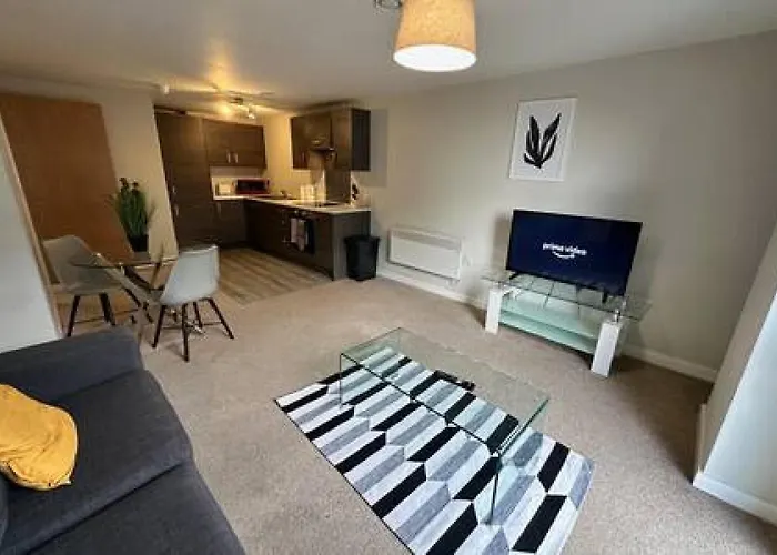 Fab 1 Bed In Sleeps 2 Apartment