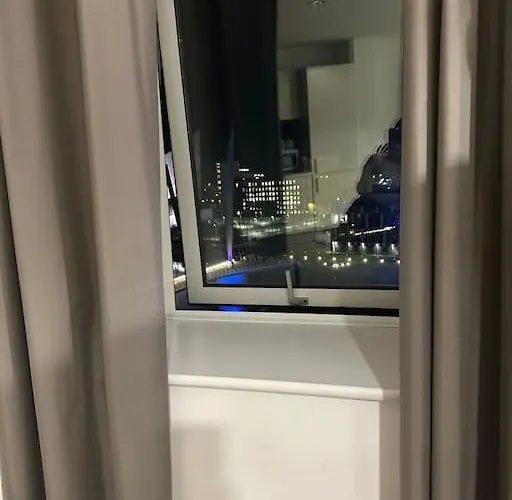 Mediacity Studio Salford-quays מנצ'סטר